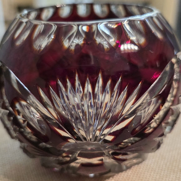 VINTAGE CUT TO CLEAR CRYSTAL RUBY RED CRANBERRY BOWL VASE - Picture 5 of 7